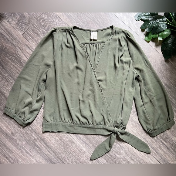 Japna Surplice Cropped Sleeve Side Tie Blouse Olive Green Size Medium - Picture 1 of 7
